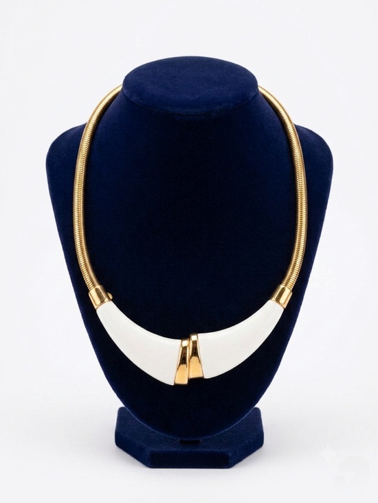 Monet Jewelry - Vintage MONET Signed Gold Tone and White Enamel Choker Necklace 15”  198…